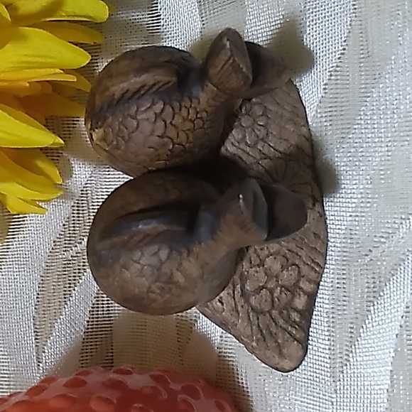 TIKI BAR HAWAIIAN SALT & PEPPER SHAKERS - Picture 6 of 7